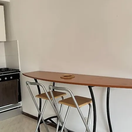 Cozy 2 Bedroom With Patio In * Olhão